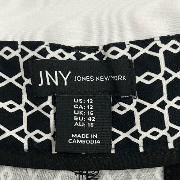 Jones New York Size 12 Printed Shorts - Picture 5 of 10